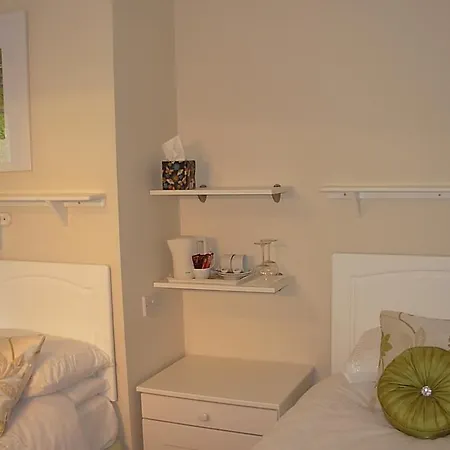 Bed & Breakfast Meadow Bank 3*